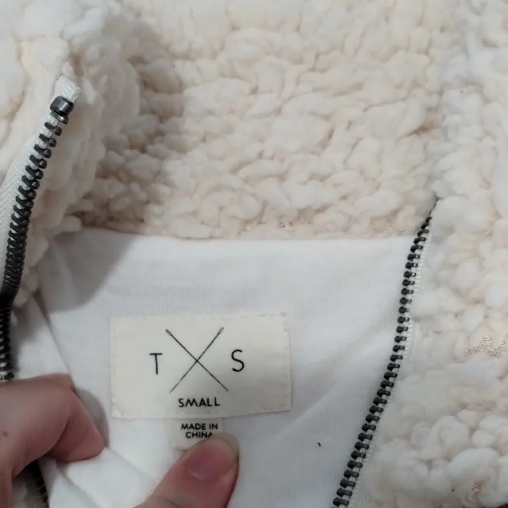 Sherpa soft pullover - Picture 5 of 9